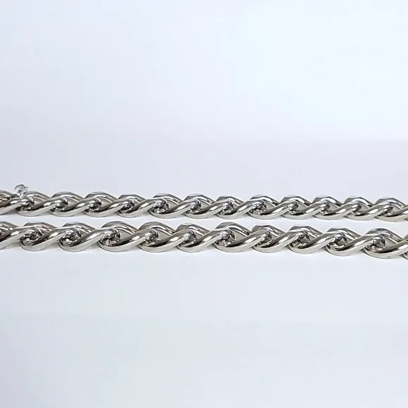 NINE WEST Chain Link Silver Color Necklace Lobster Clasp - Picture 6 of 8
